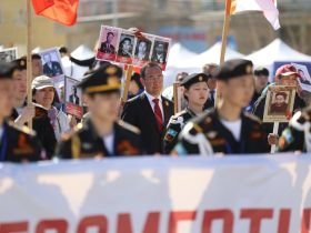 Фото. В Якутске акция «Бессмертный полк» собрала более 50 тысяч человек