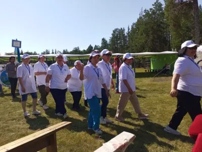 27 якутян принимают участие в конкурсе операторов машинного доения коров