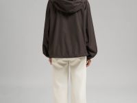 Ветровка с водоотталкивающей пропиткой