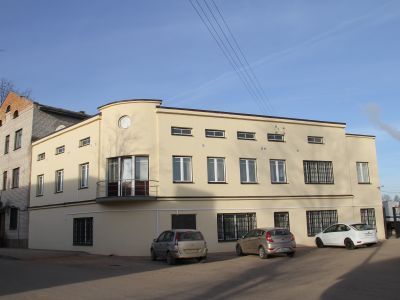 Здание общественное