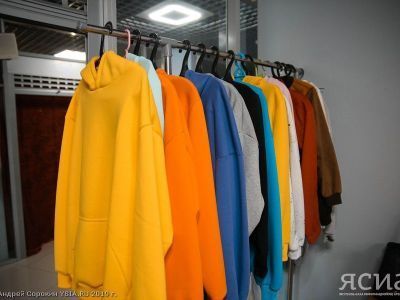 Сбер: продажи российского fashion-ретейла выросли на 19% в 2023 году
