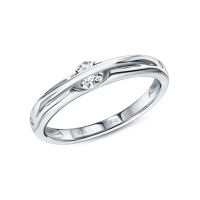 Серебряное кольцо с фианитами