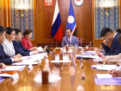 Глава Якутии провел совещание по вопросам качества общего образования