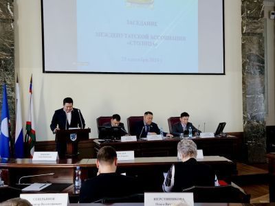 Депутаты обсудили проблему пассажирских перевозок между Якутском и Жатаем