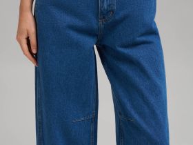 Джинсы объемного кроя