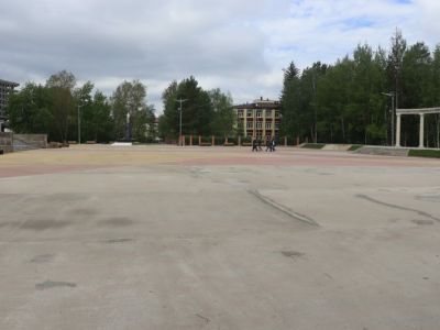 В якутском городе Ленске реконструируют площадь Ленина