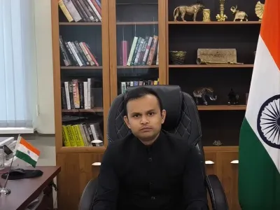 Генеконсул Индии во Владивостоке поздравил якутян с Днём республики