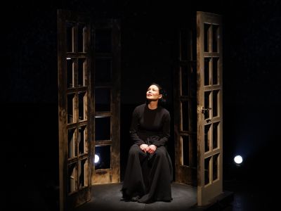 Билеты на В лучах (Театр им. Ленсовета) / Театр | Афиша | ИнфоТаймс