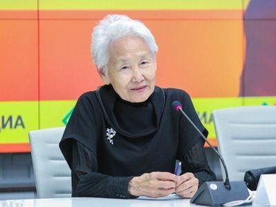 В Якутске состоялся «Открытый разговор» с Зоей Корниловой