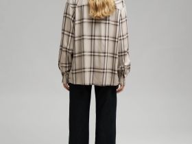 Рубашка прямого кроя в клетку