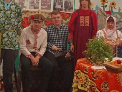 Познавательная программа "Путешествие в царство старины"