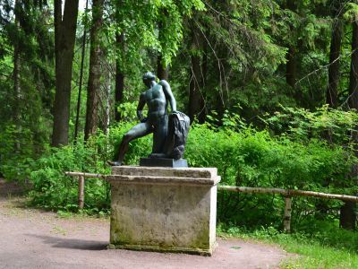 Статуя "Илионей"