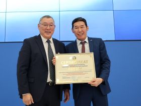 В Якутске состоялось торжественное собрание профсоюзного актива республики