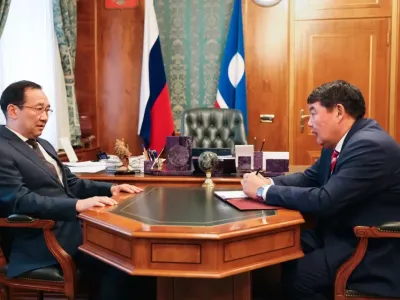 Предстоящую корректировку бюджета обсудили глава Якутии и спикер республиканского парламента