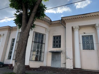 Районный колхозный павильон