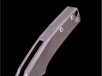 Складной нож Dr.Tech D9618G, сталь M390, рукоять титан, серый