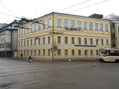 Дом, в котором в 1858 г.  жил поэт Шевченко Тарас Григорьевич