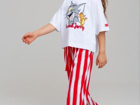 Фуфайка трикотажная для девочек (футболка)