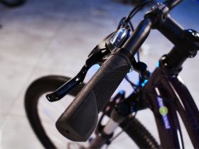 Женский велосипед Stels Miss 5100 MD V040, год 2025, цвет Зеленый-Синий, ростовка 15