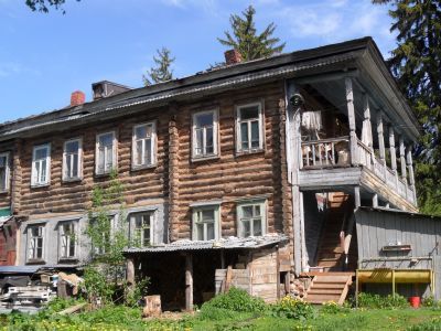 Настоятельский корпус