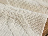 Полотенце махровое Daniela, молочное