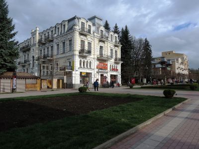 Гостиница "Россия" братьев Зипаловых