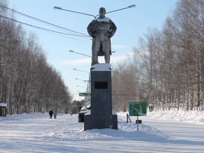 Памятник С.М.Кирову