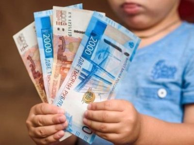 В России предлагают выплачивать миллион за третьего ребенка