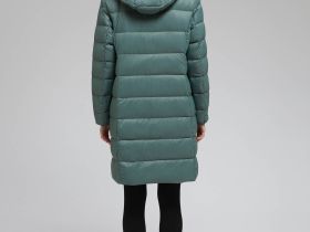 Стеганый пуховик с натуральным пухом