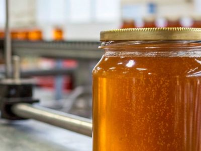 Продолжаем очищать рынок меда. Производители устраняют нарушения после очередного исследования