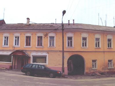 Дом жилой с лавкой