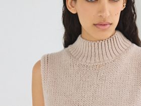 Асимметричный вязаный топ с бахромой, Бежевый