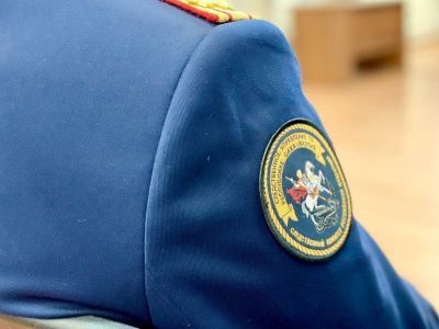 В Мирном 20-летнего парня застрелили в ночном клубе