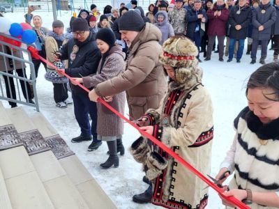 Новое здание школы открыли в арктическом селе Батагай-Алыта взамен аварийному