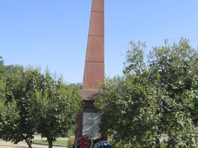 Братская могила красных партизан, погибших в годы гражданской войны