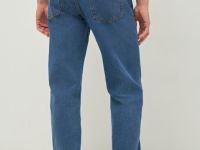 Прямые джинсы, Синий