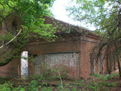 Здание бывшей земской школы