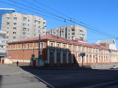 Здание гостиного двора