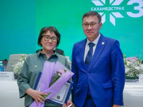 Компания «Сахамедстрах» отмечает 30-летие со дня основания