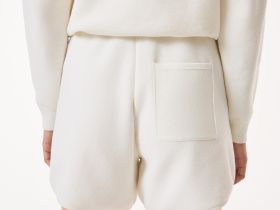 Женские шорты Lacoste свободного кроя