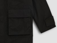 Плащ из водонепроницаемой ткани