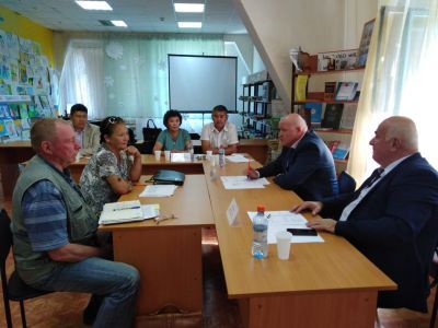 Жилье, газификация, больница: Жители Хангаласского улуса на приеме у главного фединспектора