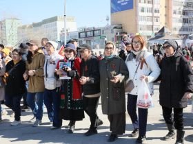 На площади Победы в Якутске станцевали «Осуохай Победы»