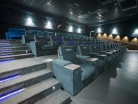 Кинотеатр «Кино Нео» на Дзержинского