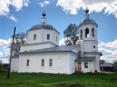 Церковь Симеона Столпника с оградой