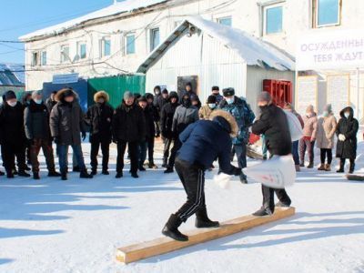 В колонии-поселении № 2 Якутии осужденные «проводили зиму»