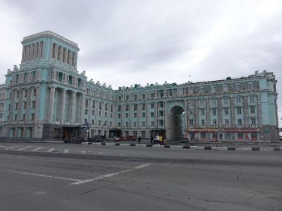 Дом жилой (с башней) на Октябрьской площади