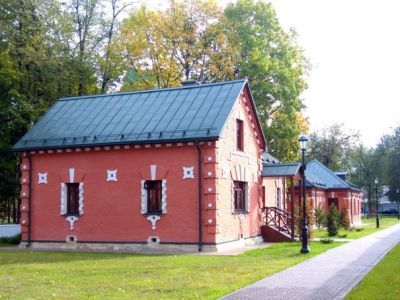 Флигель южный каменный