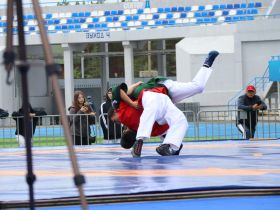 В Якутске стартовали соревнования по борьбе корэш и мас-рестлингу в рамках федерального Сабантуя