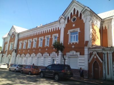 Глазная клиника (бывш. Базановский приют)